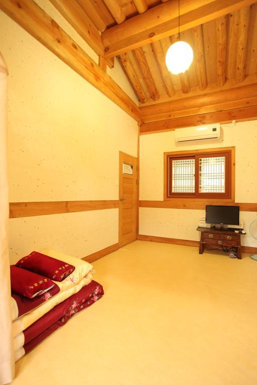 Jeonju Ye Da Won Hotel Exterior foto